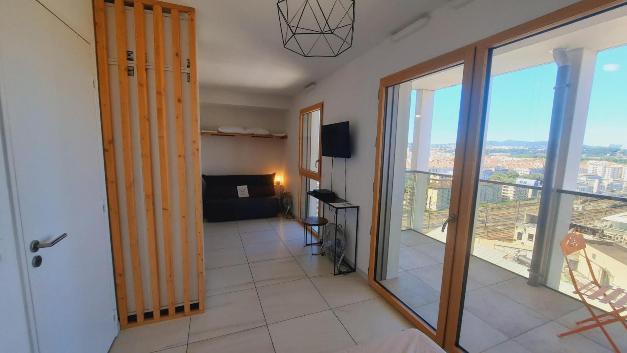 Terrasse De La Gare Apartment Лион Екстериор снимка