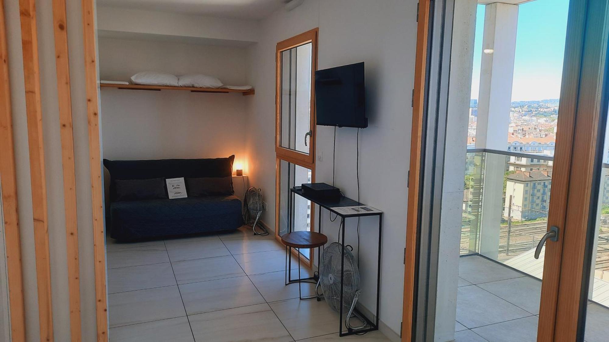 Terrasse De La Gare Apartment Лион Екстериор снимка