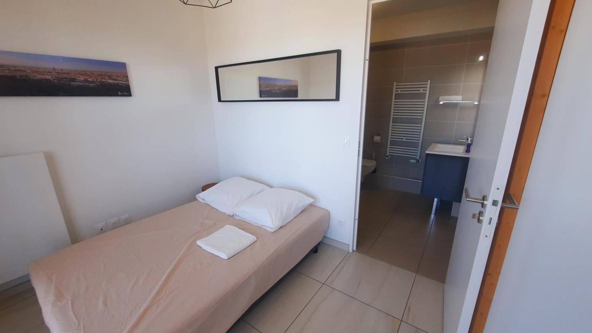 Terrasse De La Gare Apartment Лион Екстериор снимка